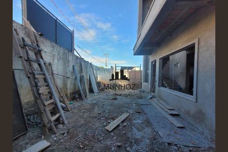 19_photo/94dcfb3d07.1ff38bcb46e87189-ATLAS-9b8e2b46-1a7d-4492-bb7e-28ee51803b46.jpg de casa à venda com 3 quartos, 112m² em Boqueirão, Curitiba