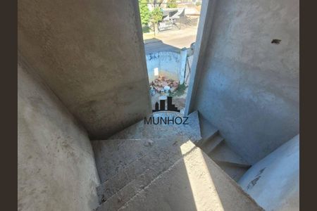 40_photo/94dcfb3d07.1ff38bcb46e87189-ATLAS-e8e5a551-cd38-4730-adbb-f622896bdde4.jpg de casa à venda com 3 quartos, 112m² em Boqueirão, Curitiba