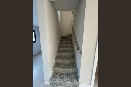 6_photo/94dcfb3d4f.5b63f18bcccc212e-ATLAS-240013d5-7e34-4806-9aee-1d6e6b207ce2.jpg de casa à venda com 3 quartos, 106m² em Boqueirão, Curitiba