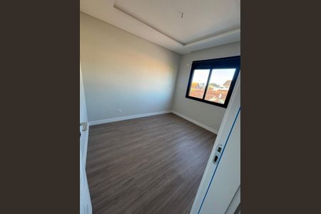 10_photo/94dcfb3d4f.5b63f18bcccc212e-ATLAS-a37826b4-8d38-4c8c-a4c2-c3cee19ee12e.jpg de casa à venda com 3 quartos, 106m² em Boqueirão, Curitiba