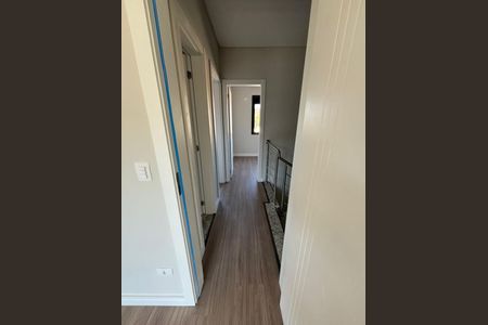 5_photo/94dcfb3d4f.5b63f18bcccc212e-ATLAS-b3038ca0-8a2e-4a57-b54b-1fe55b4a7690.jpg de casa à venda com 3 quartos, 110m² em Boqueirão, Curitiba