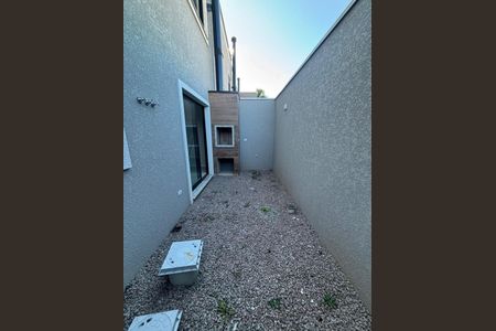 10_photo/94dcfb3d4f.5b63f18bcccc212e-ATLAS-eeab5b93-d570-43a0-9cad-010158466cae.jpg de casa à venda com 3 quartos, 110m² em Boqueirão, Curitiba