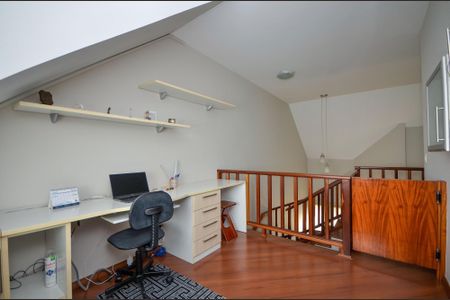 42_photo/94dcfb3d7f.b276584ed59dde60-ATLAS-6a2fae57-d6dc-4f3d-a0da-543610111d40.jpg de casa à venda com 4 quartos, 166m² em Xaxim, Curitiba