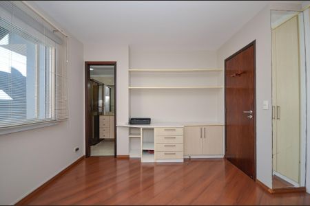 10_photo/94dcfb3d7f.b276584ed59dde60-ATLAS-d7d26455-fe96-4580-b68d-9b611c6e8a41.jpg de casa à venda com 4 quartos, 166m² em Xaxim, Curitiba