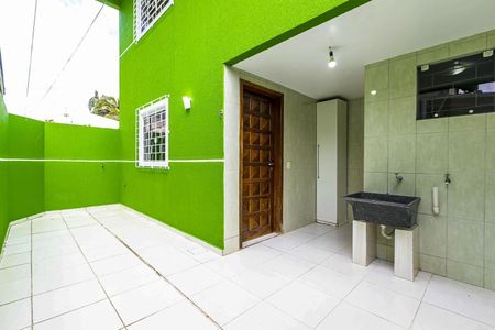 22_photo/94dcfb3d89.e8818d4a5c5dde9d-ATLAS-833086b3-5d02-4099-a9f6-861537adc011.jpg de casa para alugar com 3 quartos, 143m² em Xaxim, Curitiba