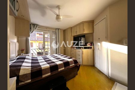 10_photo/94dcfb3d97.1fb0b71ab46b22f7-ATLAS-32d85842-73d3-4330-b700-2b0a3e5c280d.jpg de casa à venda com 5 quartos, 150m² em Xaxim, Curitiba