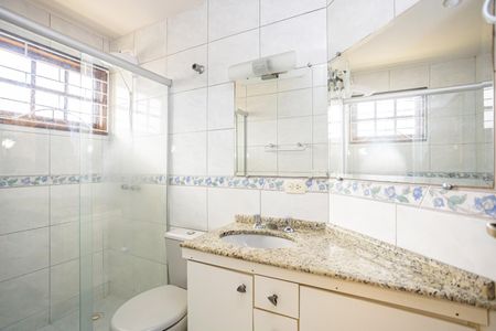 20_photo/94dcfb3d97.1fb0b71ab46b22f7-ATLAS-3dfe292e-21ae-487d-bb40-1b66e693e853.jpg de casa à venda com 3 quartos, 154m² em Xaxim, Curitiba