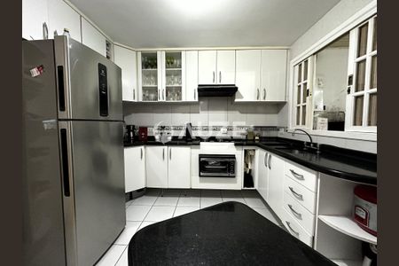 8_photo/94dcfb3d97.1fb0b71ab46b22f7-ATLAS-dbb950ee-05ad-4562-b62e-77f147e43e1b.jpg de casa à venda com 5 quartos, 150m² em Xaxim, Curitiba