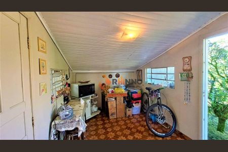 8_photo/94dcfb3dcb.72c99cad9401b729-ATLAS-962e6984-63e8-4585-953e-a54133e082f5.jpg de casa à venda com 3 quartos, 190m² em Xaxim, Curitiba