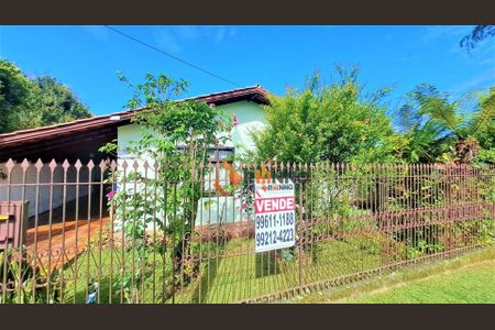 12_photo/94dcfb3dcb.72c99cad9401b729-ATLAS-db5ea589-96e1-4c9a-8b52-9fda28d379d2.jpg de casa à venda com 3 quartos, 190m² em Xaxim, Curitiba