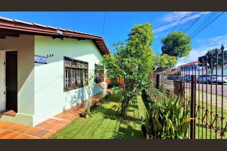 3_photo/94dcfb3dcb.72c99cad9401b729-ATLAS-e036d027-d7d7-403f-a05f-0b9dea7be6f6.jpg de casa à venda com 3 quartos, 190m² em Xaxim, Curitiba