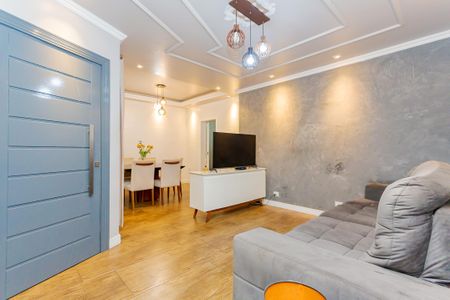 5_photo/94dcfb3e19.94eccd8fc9add72f-ATLAS-3434aef4-90cb-4cf7-b631-e24571da9647.jpg de casa à venda com 4 quartos, 350m² em Xaxim, Curitiba