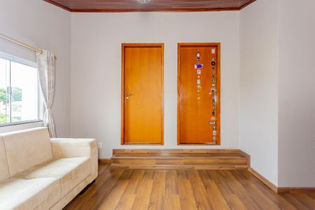 8_photo/94dcfb3e19.94eccd8fc9add72f-ATLAS-ae8116b3-413c-4cc7-90cf-57395df4e2cc.jpg de casa à venda com 4 quartos, 350m² em Xaxim, Curitiba