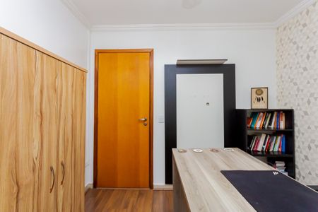 10_photo/94dcfb3e19.94eccd8fc9add72f-ATLAS-e4bda58f-cd19-4d49-9ce8-c8690f4d98ce.jpg de casa à venda com 4 quartos, 350m² em Xaxim, Curitiba