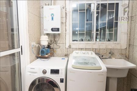 33_photo/94dcfb3e27.1e45c290f45d527b-ATLAS-e0797d0d-bac0-4621-b7c3-71fbff135417.jpg de casa à venda com 3 quartos, 120m² em Xaxim, Curitiba