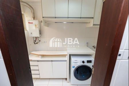 11_photo/94dcfb3e27.201e42ffab0c16fd-ATLAS-38b2d542-4d42-45e5-ac4f-4ddc596793df.jpg de casa à venda com 0 quarto, 160m² em Xaxim, Curitiba