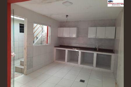 10_photo/94dcfb3e4f.86acd067fa4750d7-ATLAS-766ed7a6-184d-4fd0-a67a-263a8ac2be22.jpg de casa à venda com 3 quartos, 165m² em Xaxim, Curitiba