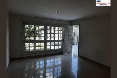 12_photo/94dcfb3e4f.86acd067fa4750d7-ATLAS-a18940cd-3c2e-46e4-a5f1-d6db4b726c1a.jpg de casa à venda com 3 quartos, 165m² em Xaxim, Curitiba