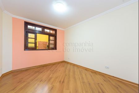 3_photo/94dcfb3ed1.56f87905458f71eb-ATLAS-0dcf9fd7-6d28-4cb7-8d1b-3289c8294bac.jpg de casa à venda com 0 quarto, 126m² em Xaxim, Curitiba