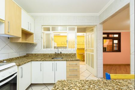 10_photo/94dcfb3ed1.56f87905458f71eb-ATLAS-754537b2-975c-4c42-bde2-6bc0fb3a1a10.jpg de casa à venda com 0 quarto, 126m² em Xaxim, Curitiba