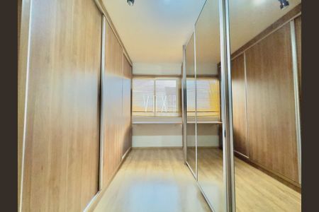 4_photo/94dcfb3ed5.04f4efb4ec0e2ec3-ATLAS-c108c3d8-1478-4ca3-8ef8-5f51f575bcd7.jpg de casa à venda com 0 quarto, 173m² em Xaxim, Curitiba