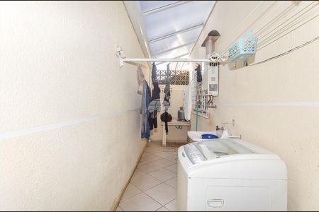 1_photo/94dcfb3ed7.4113220ef82e6e7d-ATLAS-40560a9c-7bbf-4c3b-b4d3-0b8660240cd5.jpg de casa à venda com 3 quartos, 115m² em Xaxim, Curitiba