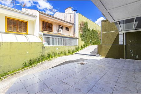 30_photo/94dcfb3ed7.4113220ef82e6e7d-ATLAS-88881caa-79d8-4ff0-b8d6-cab09e3e4d0f.jpg de casa à venda com 3 quartos, 115m² em Xaxim, Curitiba