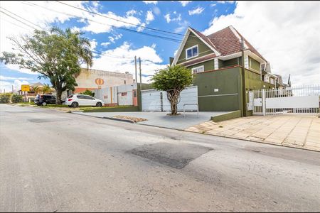 37_photo/94dcfb3ed7.4113220ef82e6e7d-ATLAS-b614b350-7b0f-4ced-a2e4-94955d03a09a.jpg de casa à venda com 3 quartos, 115m² em Xaxim, Curitiba