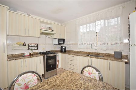 12_photo/94dcfb3f2b.413b54f4bf74f905-ATLAS-05ec2b4e-3d3e-4f75-a77b-6ab2970e7e2f.jpg de casa à venda com 3 quartos, 104m² em Xaxim, Curitiba