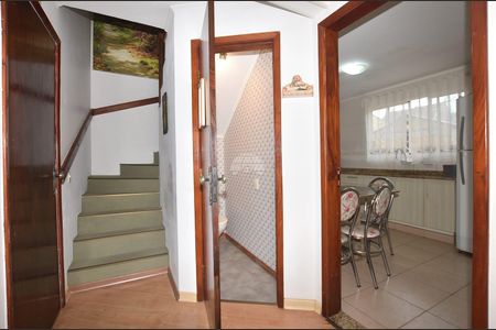 9_photo/94dcfb3f2b.413b54f4bf74f905-ATLAS-3a148a24-cc66-4a74-ac01-022f9de44efc.jpg de casa à venda com 3 quartos, 104m² em Xaxim, Curitiba