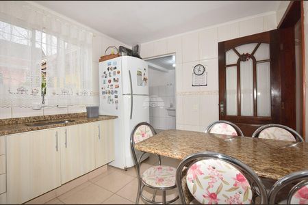 13_photo/94dcfb3f2b.413b54f4bf74f905-ATLAS-7050ca26-d21e-49a4-b82c-6a2e228145f5.jpg de casa à venda com 3 quartos, 104m² em Xaxim, Curitiba