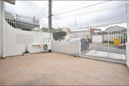 4_photo/94dcfb3f2b.413b54f4bf74f905-ATLAS-bbbd27ca-923c-4b7b-a1be-17972bb21905.jpg de casa à venda com 3 quartos, 104m² em Xaxim, Curitiba