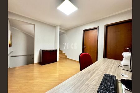 8_photo/94dcfb3f4f.fab4721eb95379fc-ATLAS-7a5e6b2e-e1ff-49e0-bc72-2120433dc0ef.jpg de casa à venda com 0 quarto, 237m² em Xaxim, Curitiba