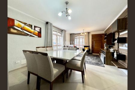 7_photo/94dcfb3f4f.fab4721eb95379fc-ATLAS-7d32ccb6-571d-4a8f-9a6e-a5c381522b0e.jpg de casa à venda com 0 quarto, 237m² em Xaxim, Curitiba