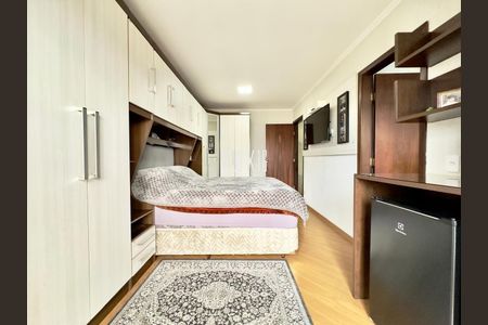 6_photo/94dcfb3f4f.fab4721eb95379fc-ATLAS-e883f81f-c331-4675-b4d4-0b6b90ed4ba3.jpg de casa à venda com 0 quarto, 237m² em Xaxim, Curitiba