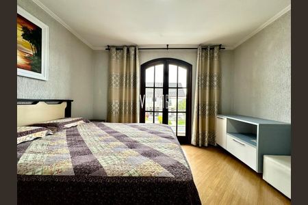 48_photo/94dcfb3f4f.fab4721eb95379fc-ATLAS-e93f57ce-ce28-4640-b6a3-80c716aedb22.jpg de casa à venda com 0 quarto, 237m² em Xaxim, Curitiba