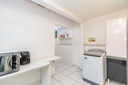 27_photo/94dcfb3f7f.f9fd596f8c1c84e9-ATLAS-8a770bc9-aceb-4ece-817c-e681ee0e5b17.jpg de casa à venda com 3 quartos, 115m² em Xaxim, Curitiba