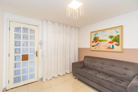 10_photo/94dcfb3f7f.f9fd596f8c1c84e9-ATLAS-aad42043-8af2-417d-9e3c-1829cfa3545e.jpg de casa à venda com 3 quartos, 115m² em Xaxim, Curitiba