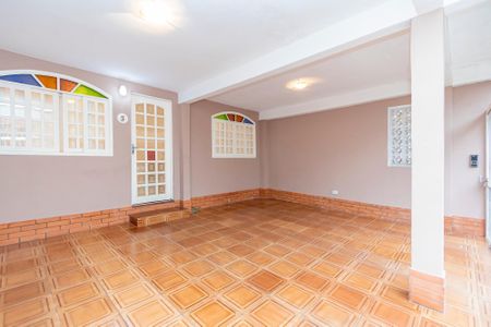 7_photo/94dcfb3f7f.f9fd596f8c1c84e9-ATLAS-b9a1f7e5-34ce-43da-b993-9c9c99e513cd.jpg de casa à venda com 3 quartos, 115m² em Xaxim, Curitiba