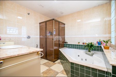 13_photo/94dcfb3ff3.5a85c5bdfef41cf9-ATLAS-57a48252-05b4-46aa-b8f5-6214ead33e47.jpg de casa à venda com 4 quartos, 300m² em Xaxim, Curitiba