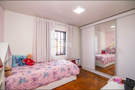 10_photo/94dcfb3ff3.5a85c5bdfef41cf9-ATLAS-8dbd06b9-1daf-49a7-9f2f-438b56c02e36.jpg de casa à venda com 4 quartos, 300m² em Xaxim, Curitiba