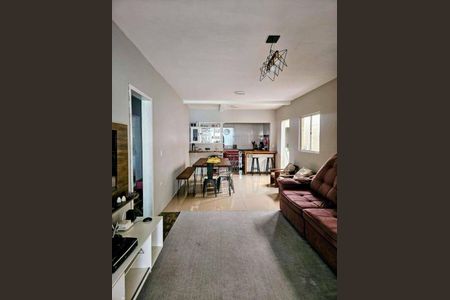 5_photo/94dcfb4045.bb2cfda027800a9a-ATLAS-13ef1f25-d31b-41b9-a855-bce41a44bae2.jpg de casa à venda com 3 quartos, 170m² em Xaxim, Curitiba