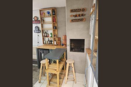 9_photo/94dcfb4045.bb2cfda027800a9a-ATLAS-92b6fe9d-7b07-438a-b540-b638b7889c1c.jpg de casa à venda com 3 quartos, 170m² em Xaxim, Curitiba