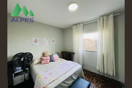 31_photo/94dcfb4045.bb2cfda027800a9a-ATLAS-97ffa751-cfc4-4f20-b2ac-ef913f7ece53.jpg de casa à venda com 3 quartos, 170m² em Xaxim, Curitiba