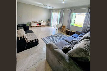 3_photo/94dcfb4045.bb2cfda027800a9a-ATLAS-e6d47ae3-092c-45db-811d-cb522a4ab7b7.jpg de casa à venda com 3 quartos, 170m² em Xaxim, Curitiba