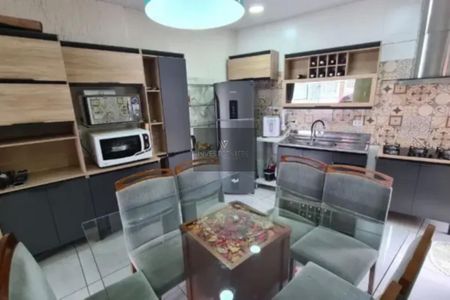 9_photo/94dcfb40c9.c7763e2ebe5d2e2d-ATLAS-d77a377f-a10a-4581-8d29-c1ed50d56758.jpg de casa à venda com 3 quartos, 165m² em Xaxim, Curitiba