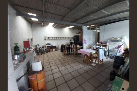 6_photo/94dcfb4107.2f15d505e37c7ac5-ATLAS-4bac8ec8-b16a-42de-a91b-462ba4e2f2b6.jpg de casa à venda com 5 quartos, 363m² em Xaxim, Curitiba