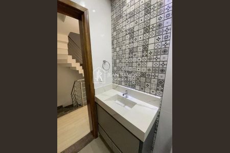 38_photo/94dcfb41a3.23351eba74f1df34-ATLAS-08c8d24b-8b57-41dd-983c-834ed678cfab.jpg de casa à venda com 3 quartos, 170m² em Xaxim, Curitiba