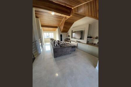 42_photo/94dcfb41a3.23351eba74f1df34-ATLAS-27dbaa3f-dae1-4e82-b19c-84cdde94f1f6.jpg de casa à venda com 3 quartos, 170m² em Xaxim, Curitiba