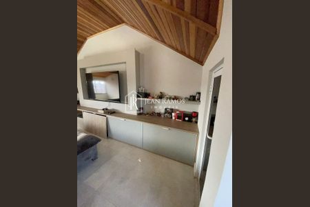 9_photo/94dcfb41a3.23351eba74f1df34-ATLAS-319ee732-680b-43f6-8a37-82e09ee4a8ed.jpg de casa à venda com 3 quartos, 170m² em Xaxim, Curitiba